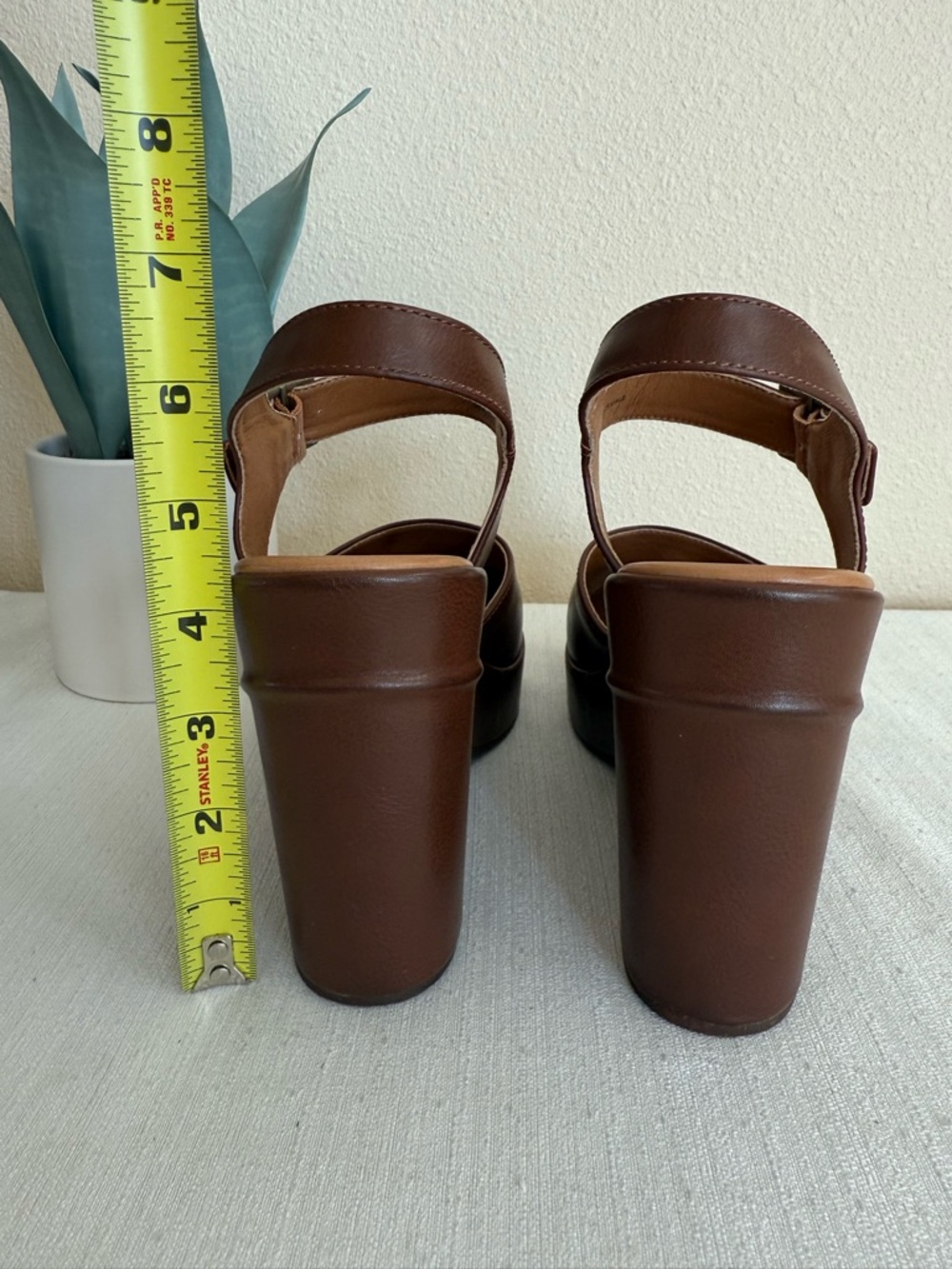 New Korks Brown Faux Leather Wedge Sandals with Ankle Strap - Picture 7 of 11